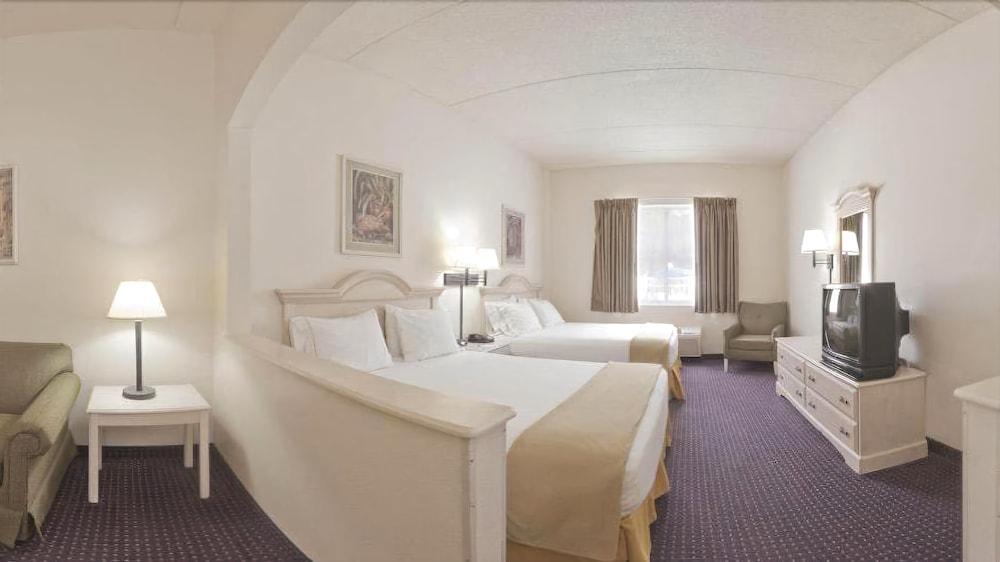 Holiday Inn Express & Suites Plant City By Ihg Εξωτερικό φωτογραφία