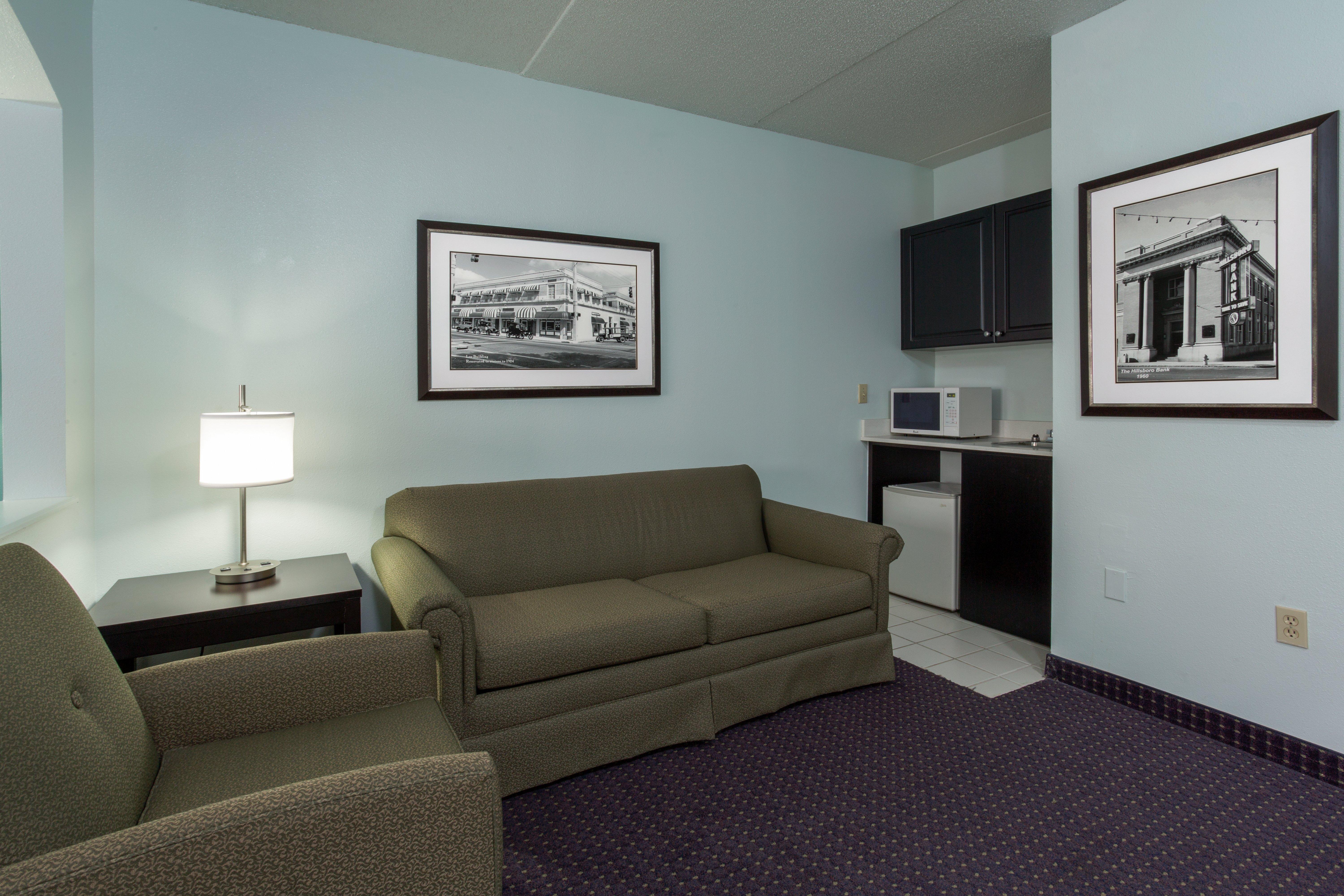 Holiday Inn Express & Suites Plant City By Ihg Εξωτερικό φωτογραφία