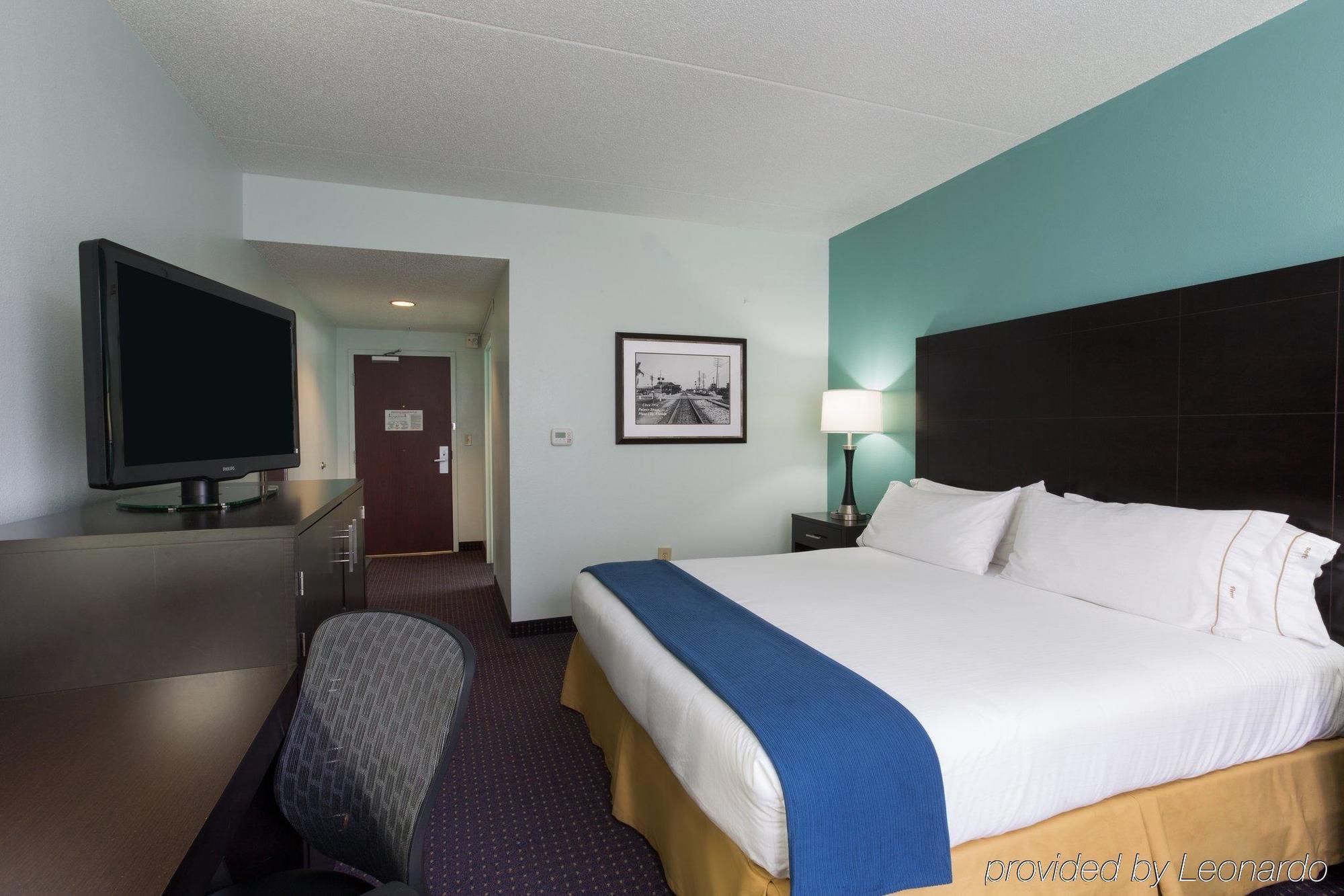 Holiday Inn Express & Suites Plant City By Ihg Εξωτερικό φωτογραφία